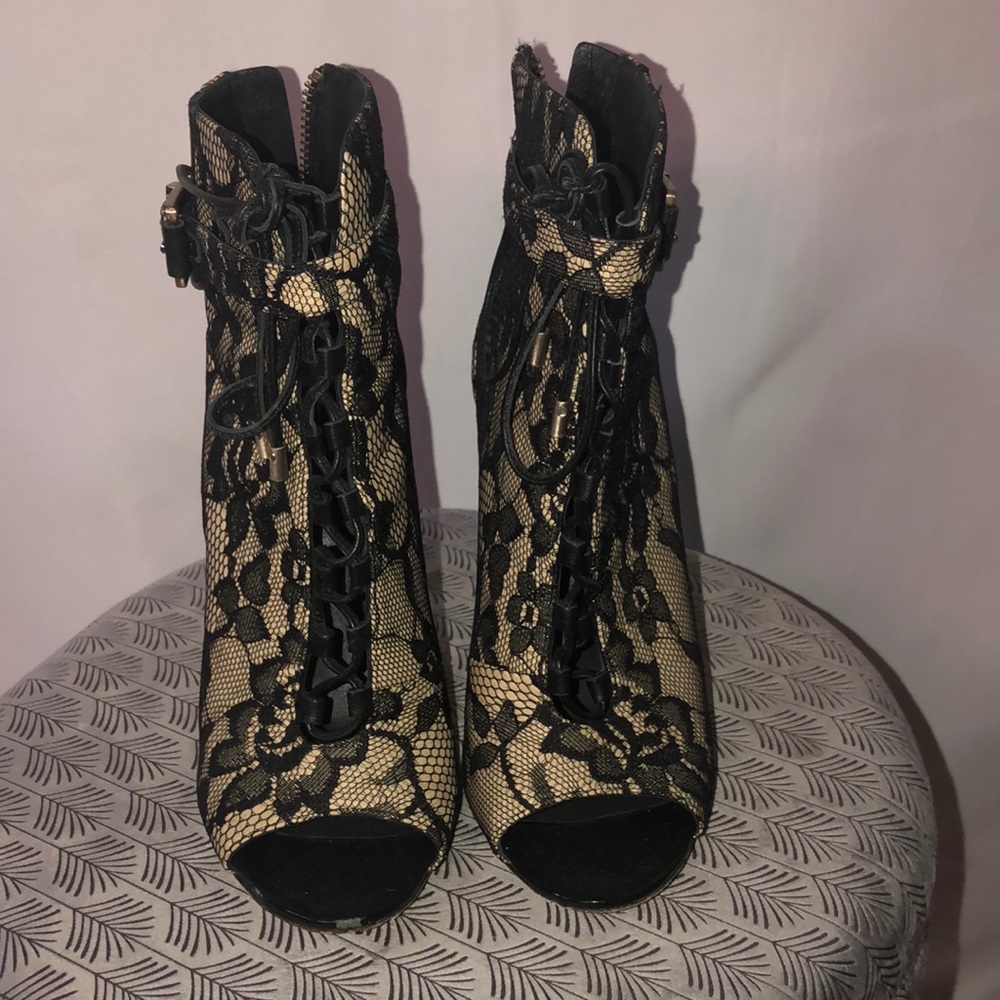 Brian Atwood Linford black and cream lace booties